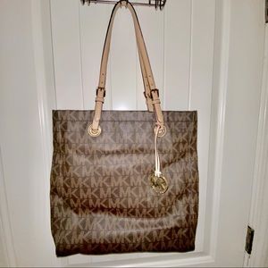 🔱 MICHAEL KORS Large Logo Tote